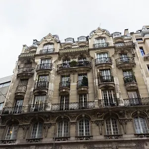 Marais Proche Du Theatre Renard , Paris France