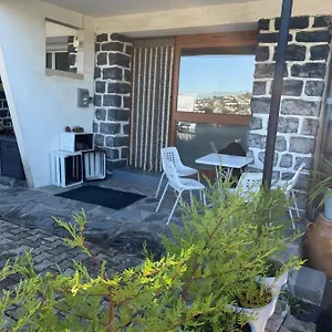 https://au-bel-air.hotels-rhonealpes.com