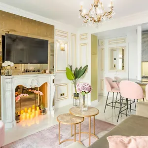 Merveil - Luxury - Tour Eiffel - Bourdonnais , Paris France